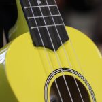 Ukelele Naneki Soprano con funda Amarillo - Imagen 2