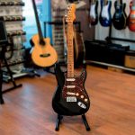 Guitarra Eléctrica ST Pro-S Smiger Black Alnico 5 - Imagen 5