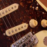 Guitarra Eléctrica ST Pro-S Smiger Vintage White Alnico 5 - Imagen 2